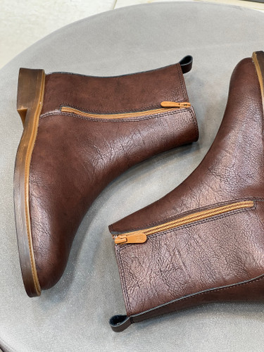 بوت زارا چرم زیپی